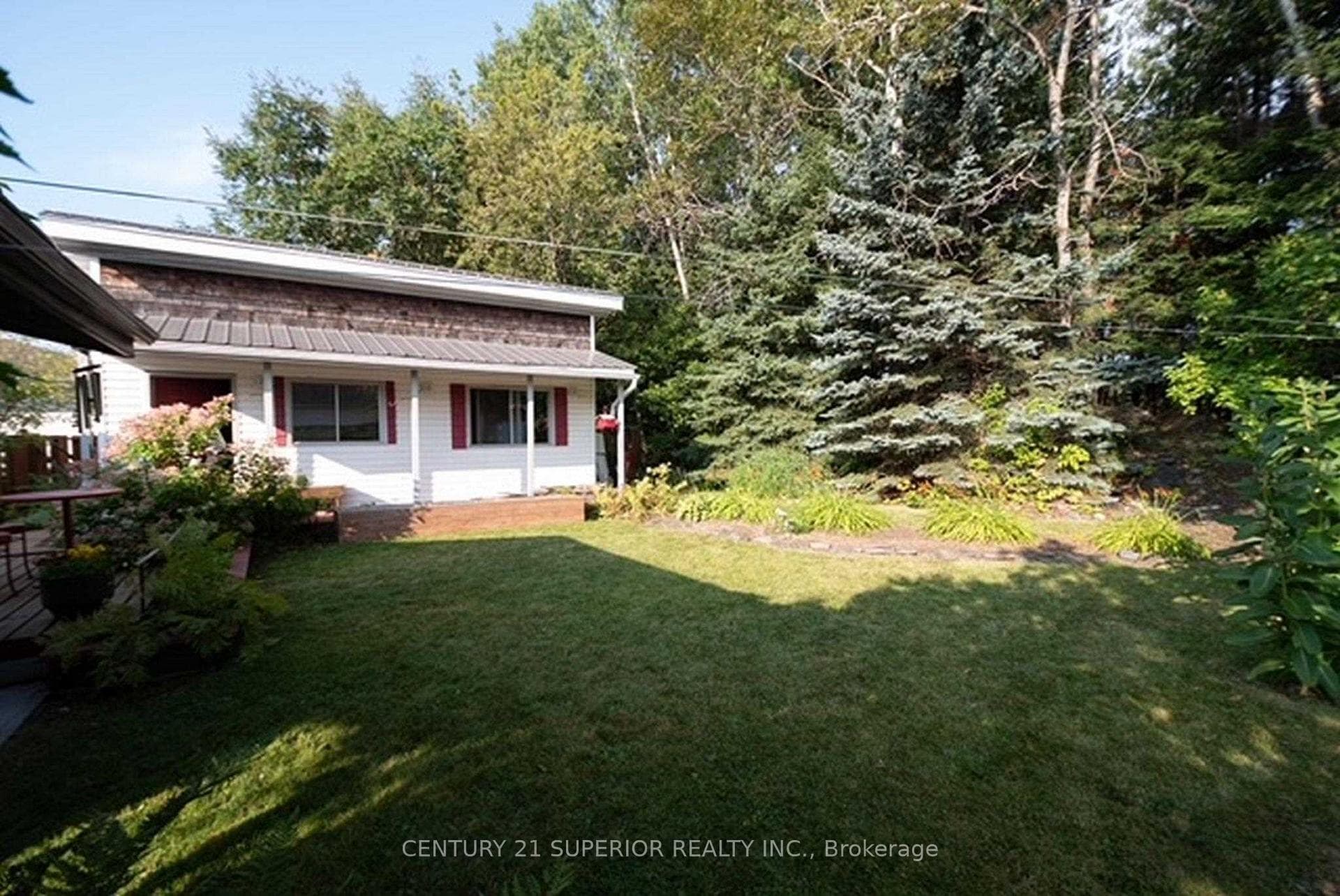 510 Ryerson Crescent photo 23