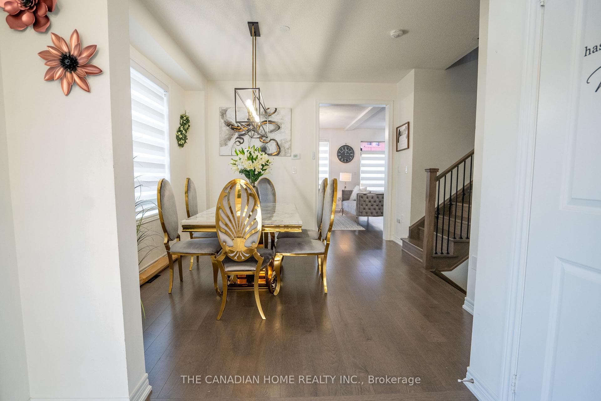 135 Micklefield Avenue photo 9