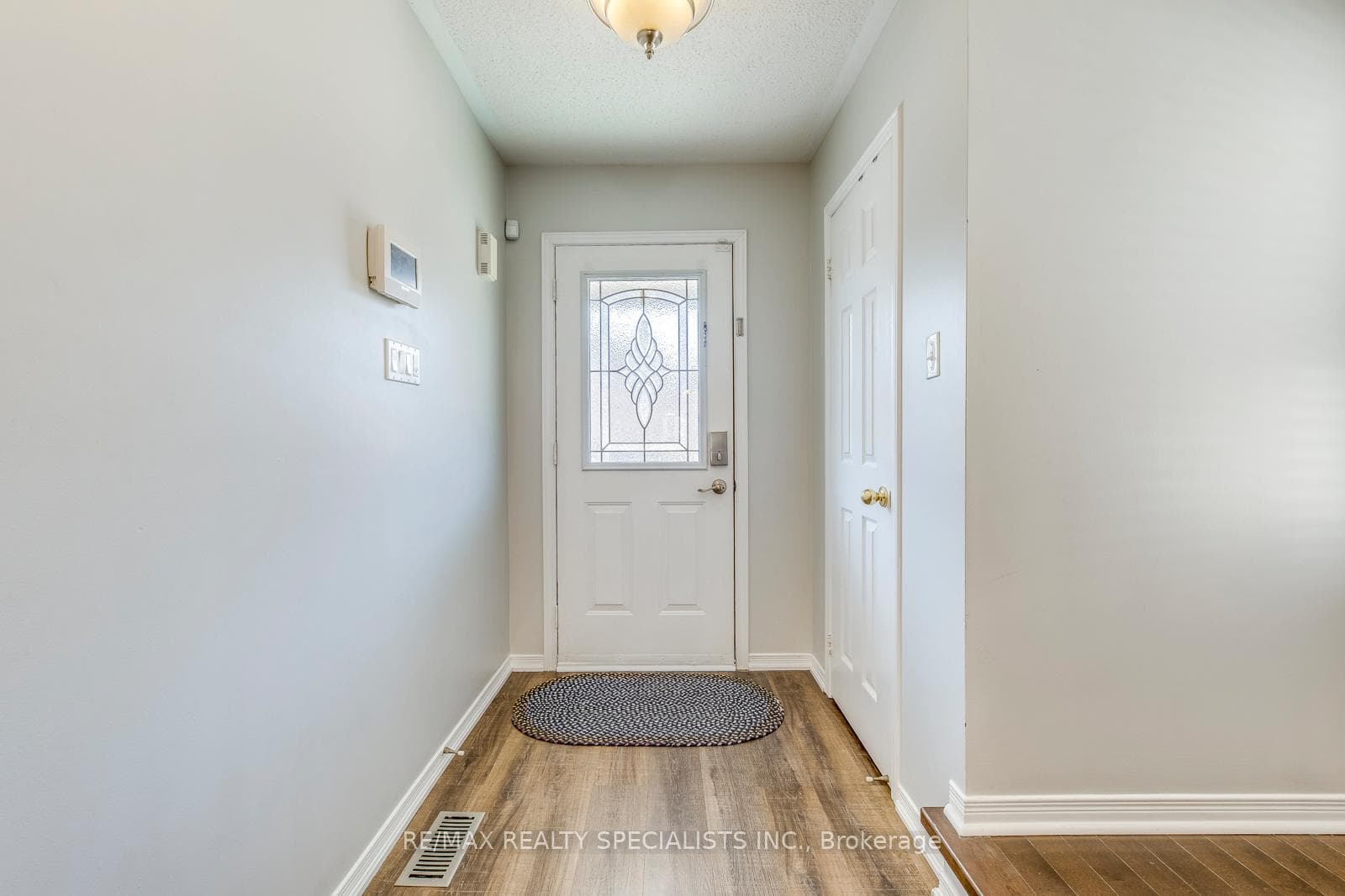 274 Fitzgerald Crescent photo 4