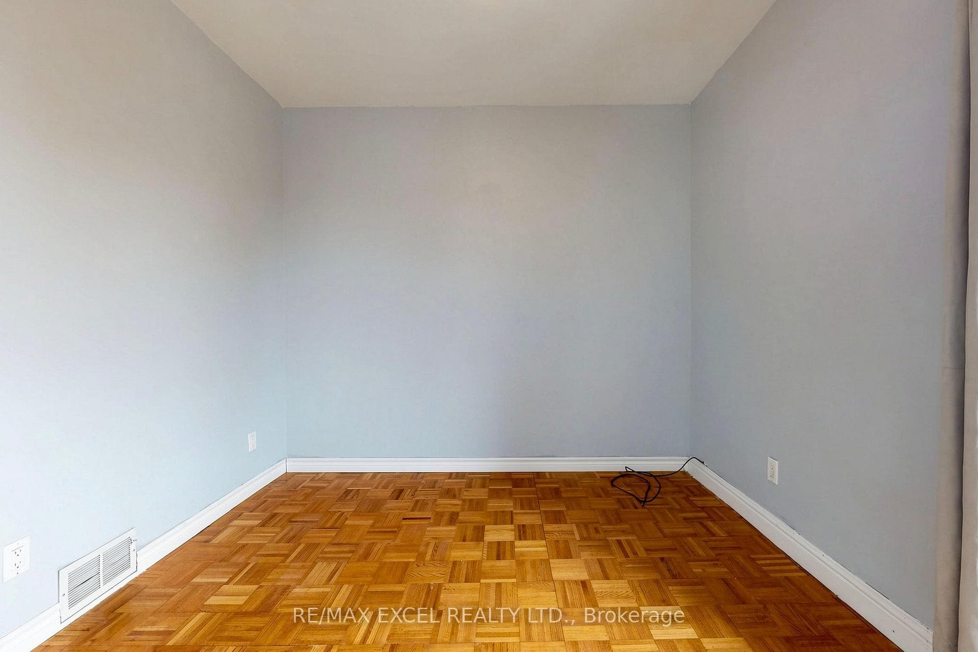259 Victoria Avenue Unit Upper photo 22