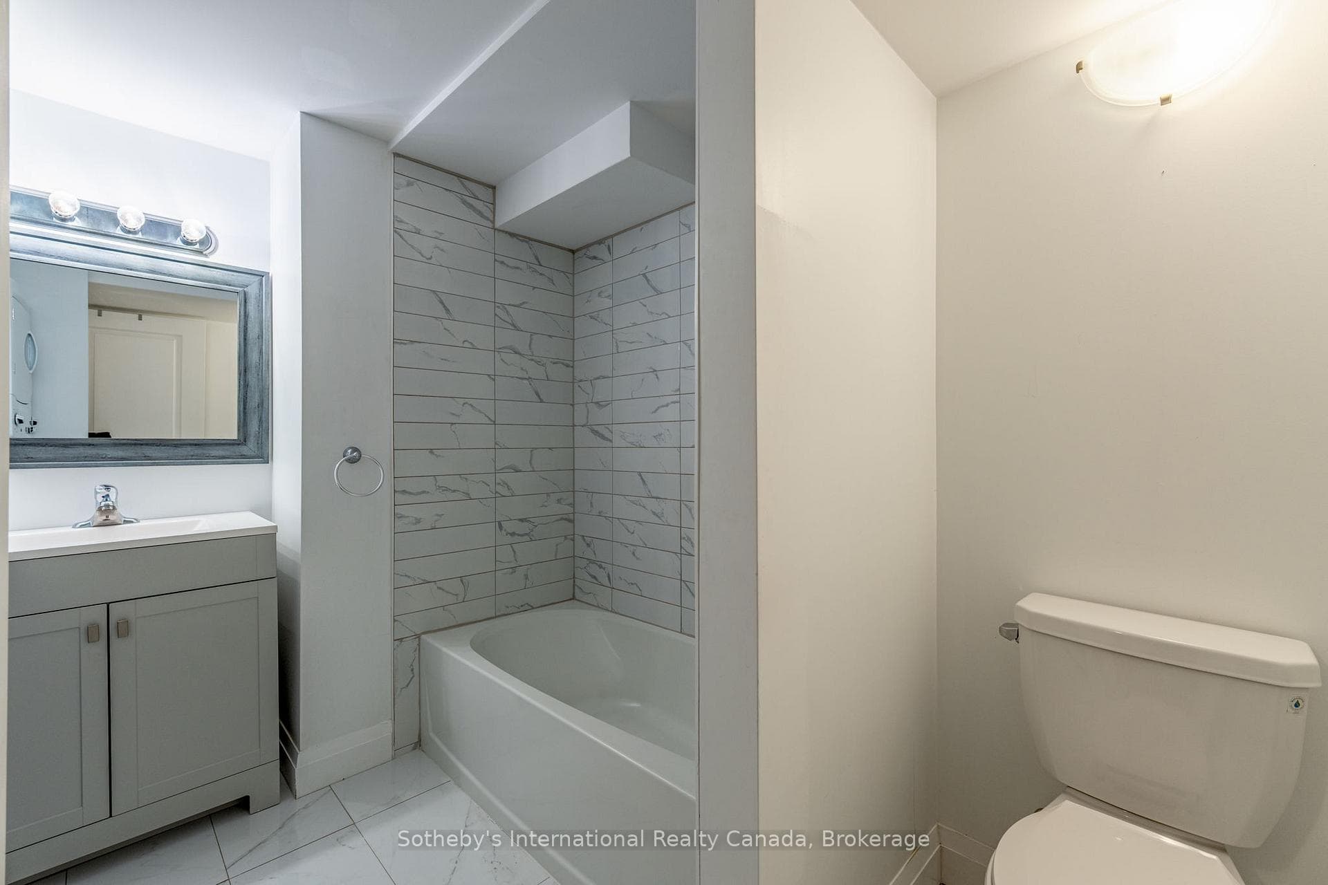 4 piece bathroom