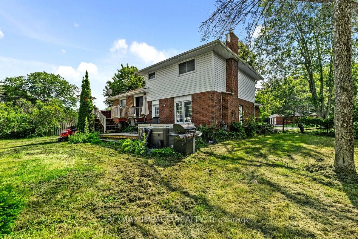 422 Montrose Road photo 19