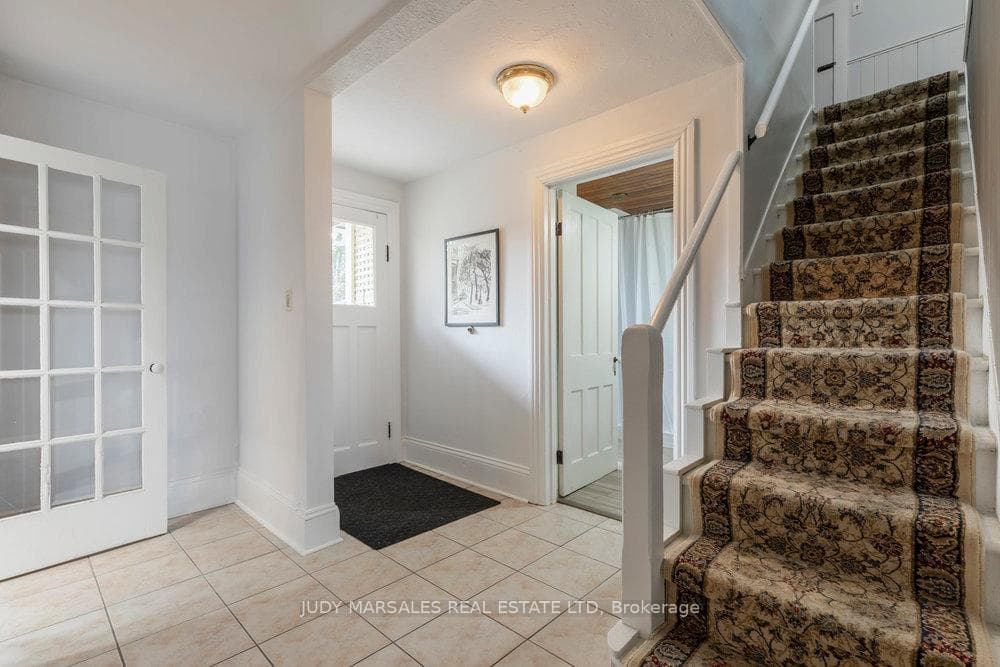 42 Osler Drive photo 5