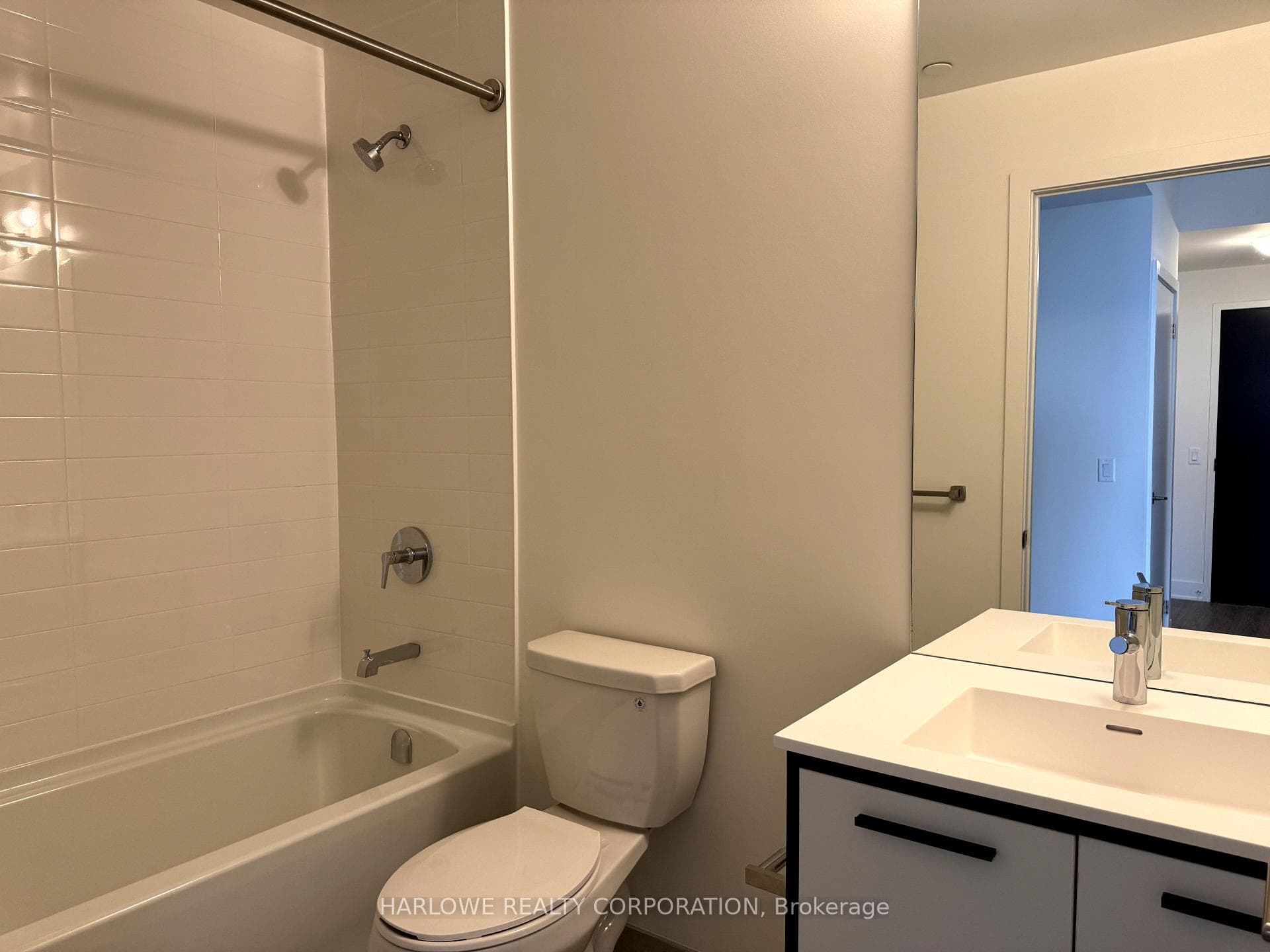 185 Deerfield Road Unit 1403 photo 26