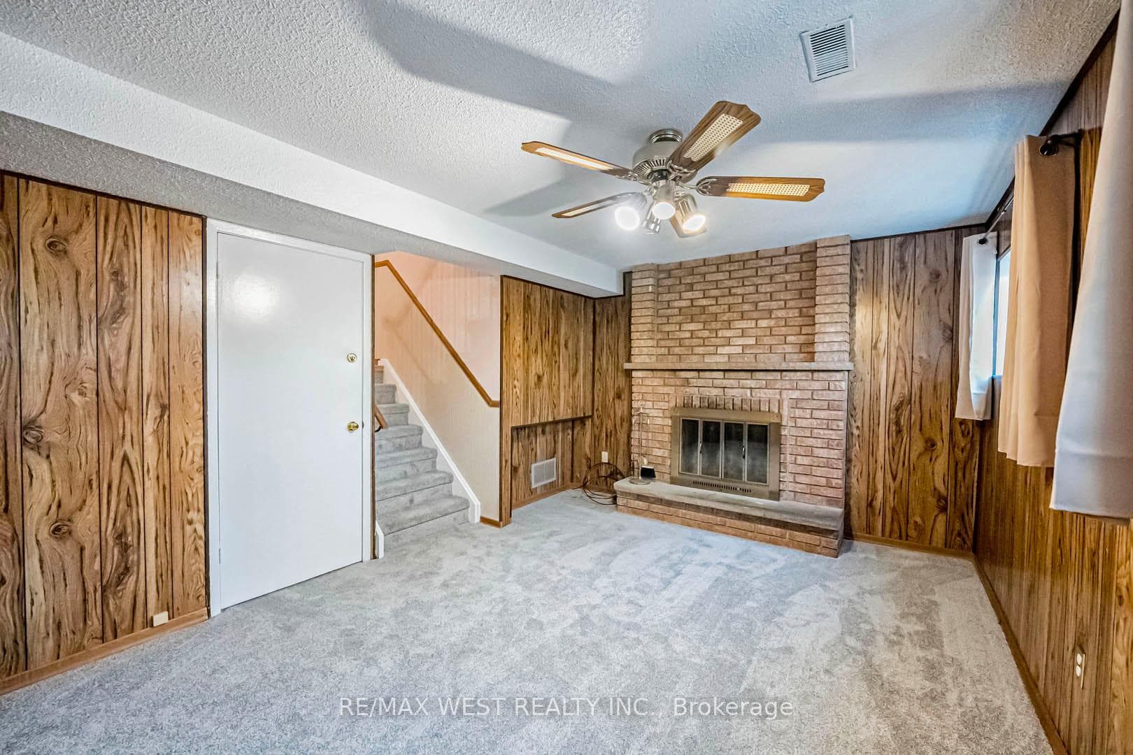 477 Hansen Road photo 31