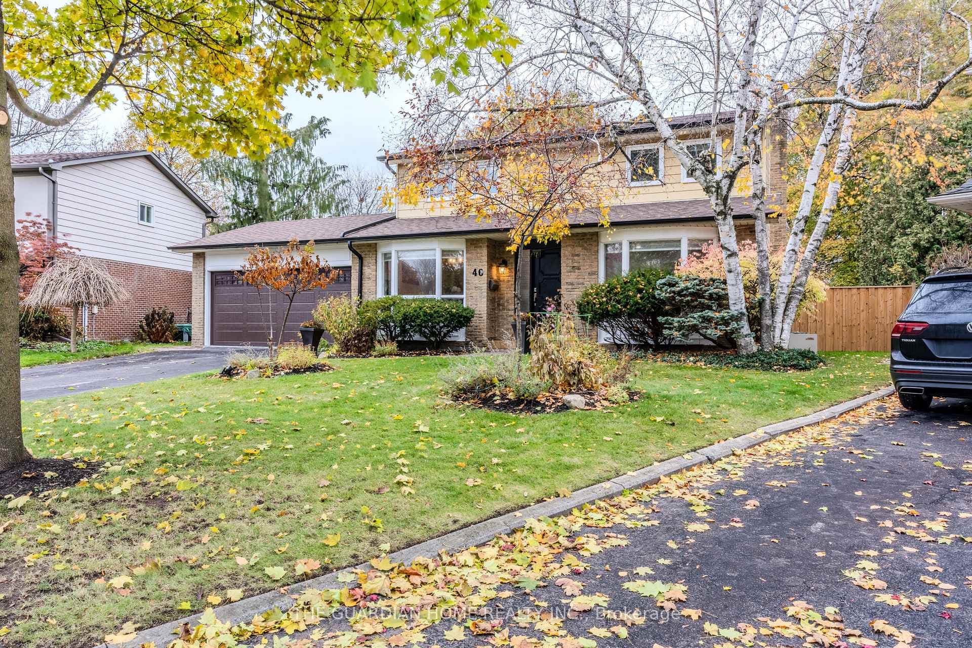 40 Sir Gawaine Place photo 2