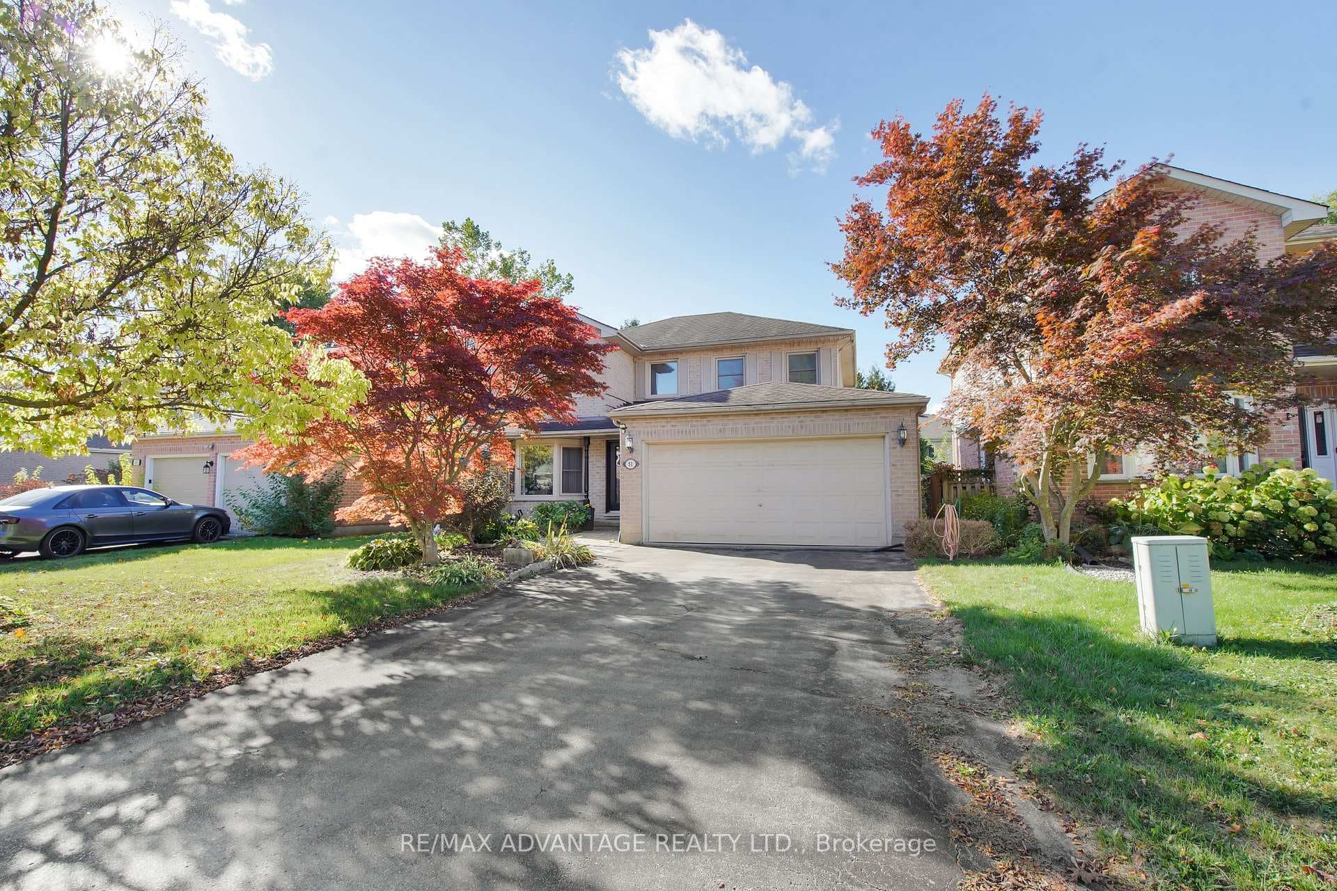 51 Laurel Crescent photo 1
