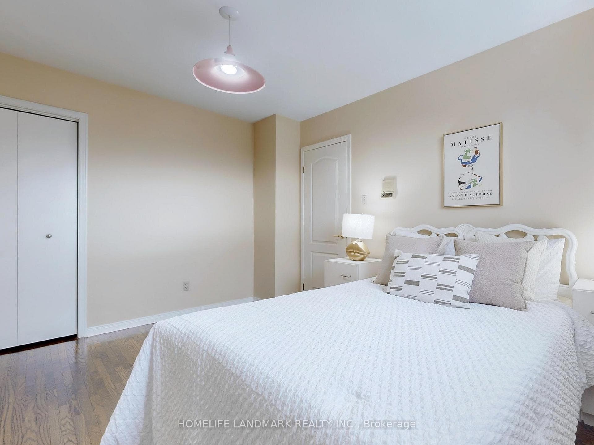 63 Lambeth Square photo 27