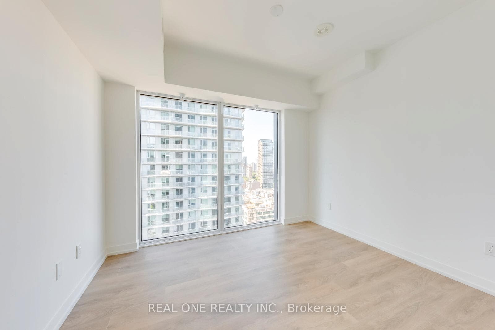 82 Dalhousie Street Unit 3312 photo 15