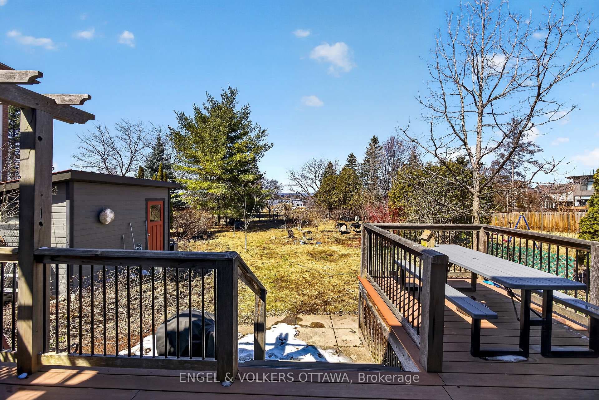 424 Lochaber Avenue photo 47