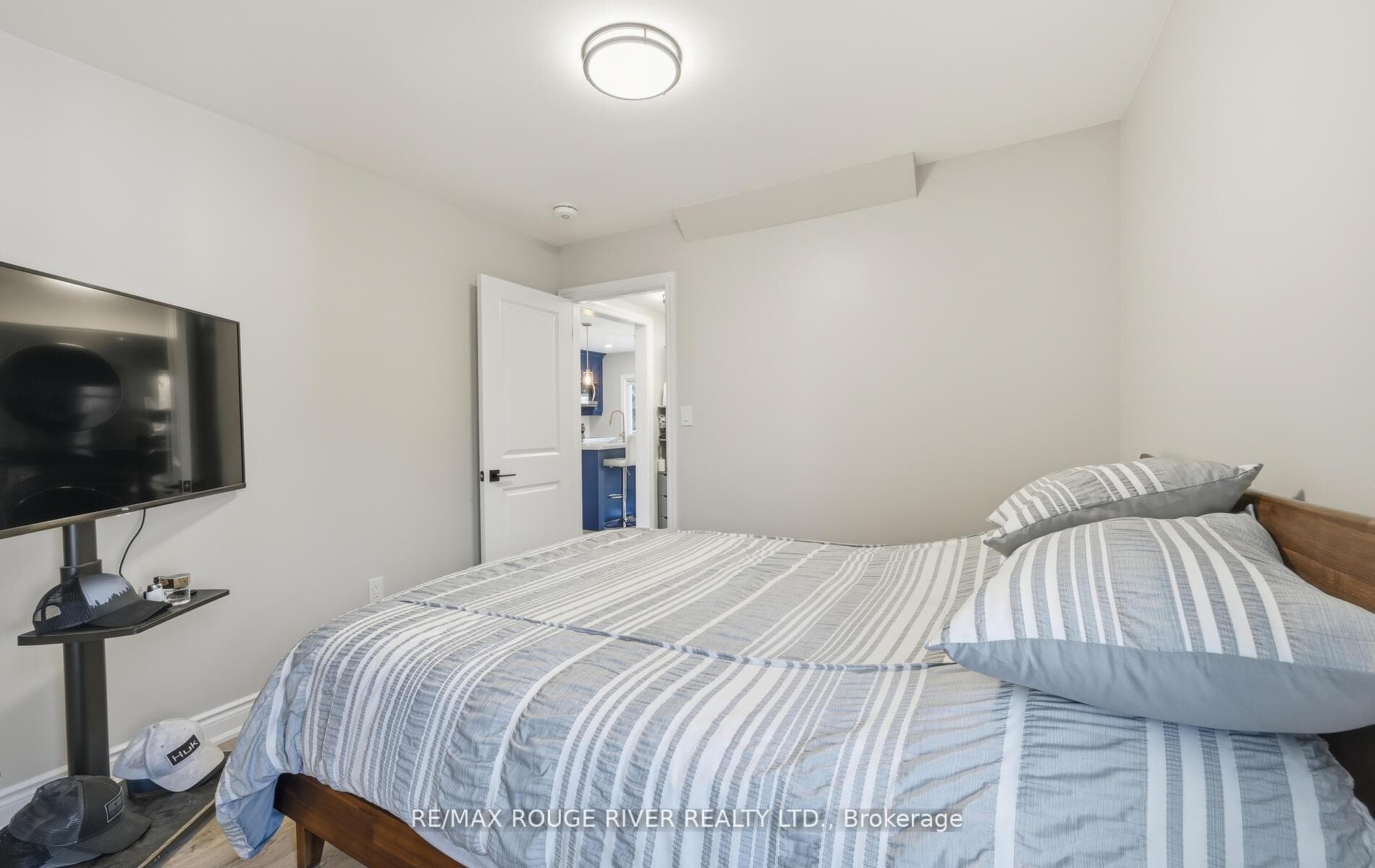 249 Sinclair Avenue photo 25