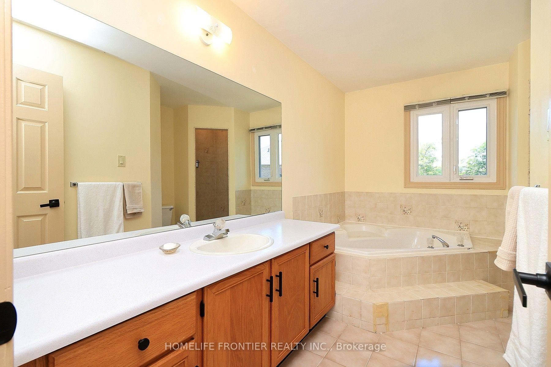 48 Ashfield Drive photo 10