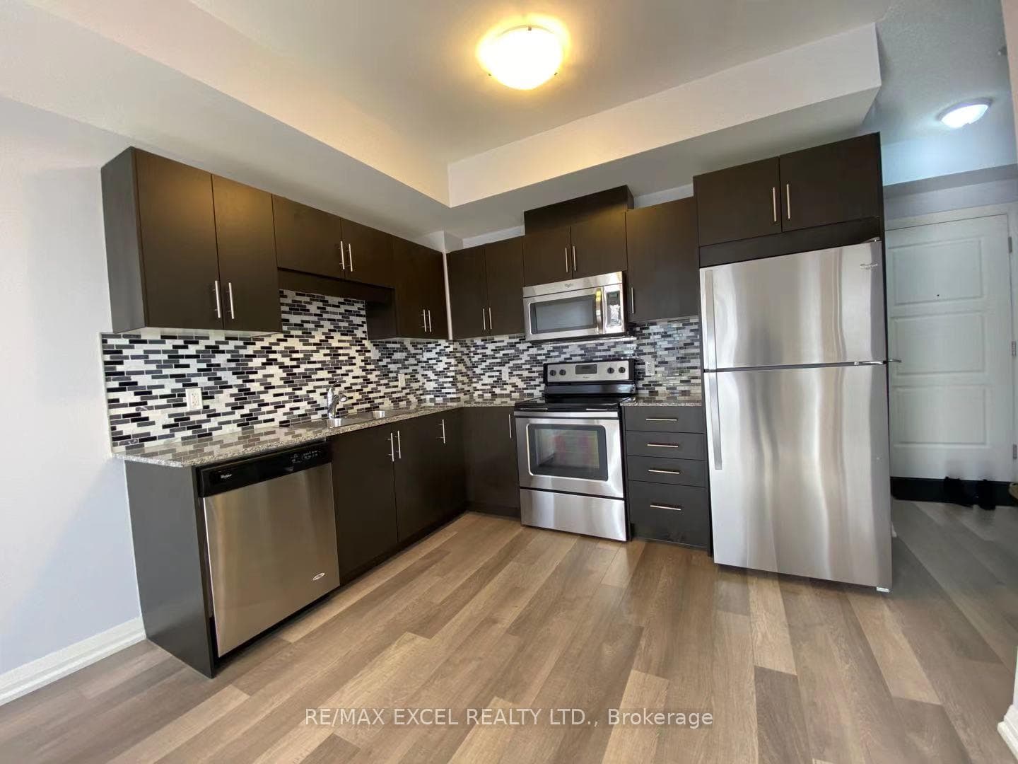 9506 Markham Road Unit 903 photo 8