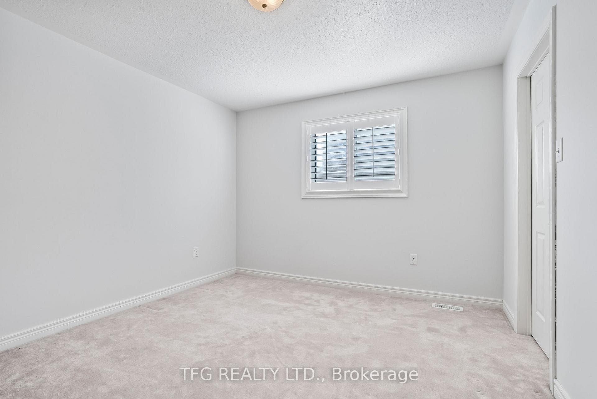 126 Dadson Drive photo 26