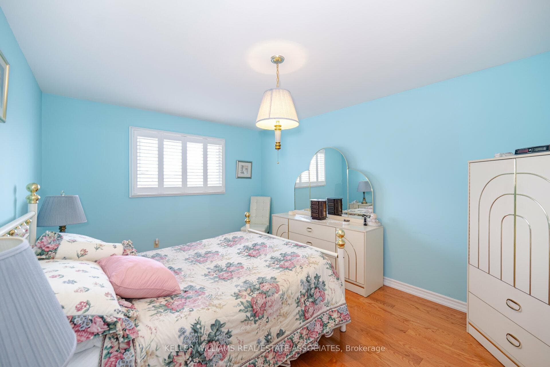 4267 Curia Crescent photo 19