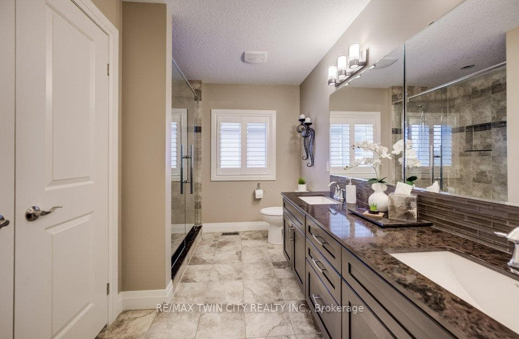 92 Kropf Drive photo 30