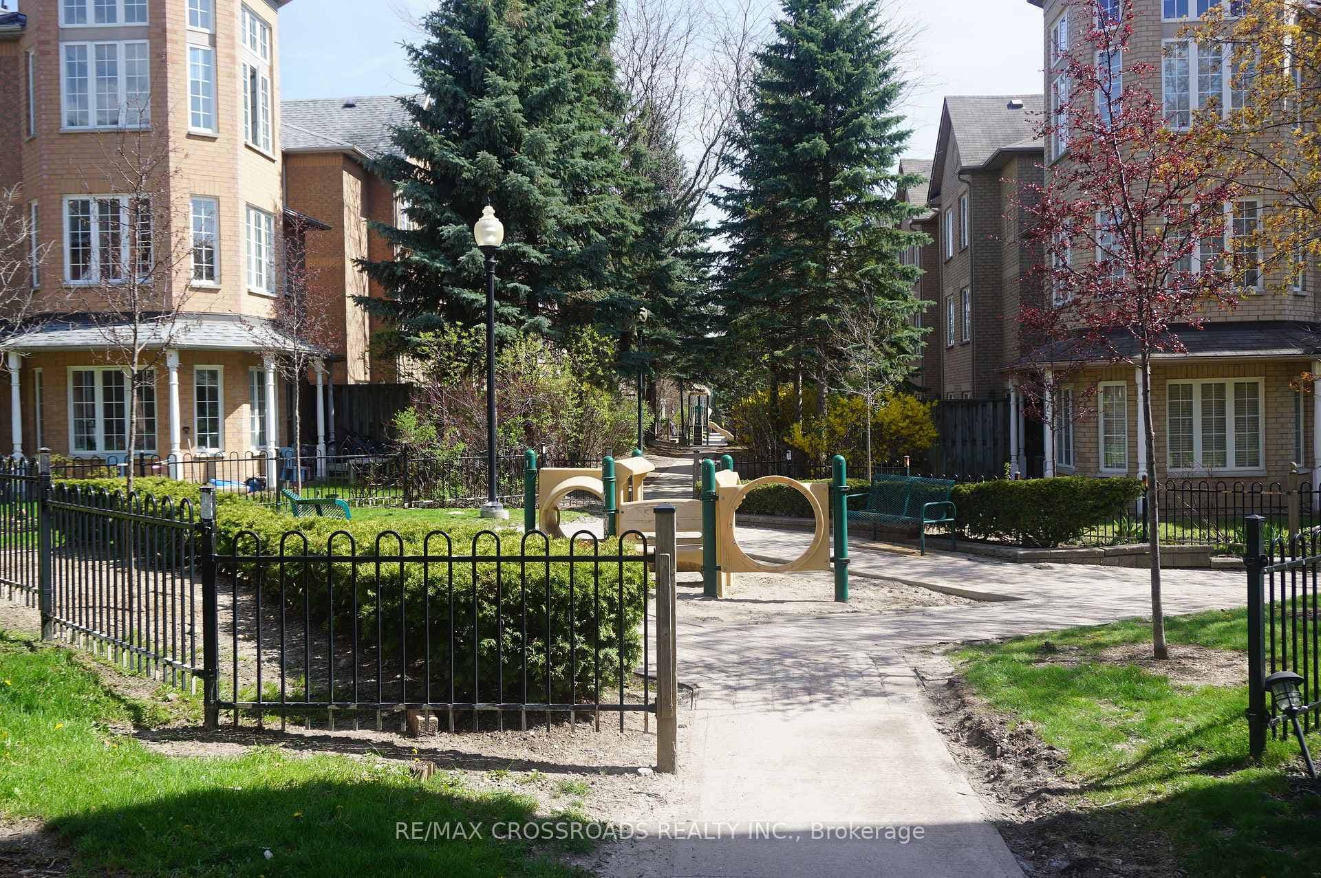 12 St Moritz Way Unit 13 photo 21