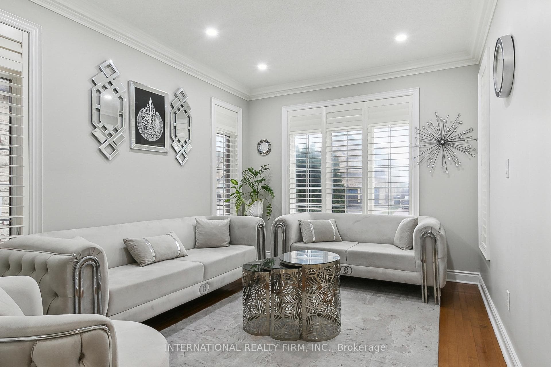 8 Redwillow Road photo 5