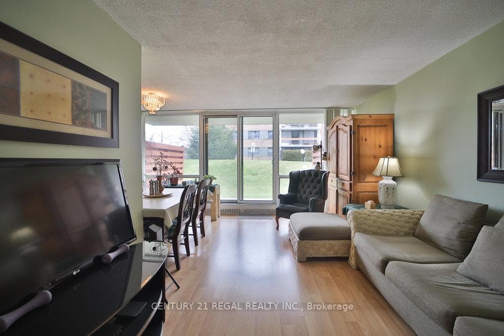 40 Sunrise Avenue Unit 112 photo 8