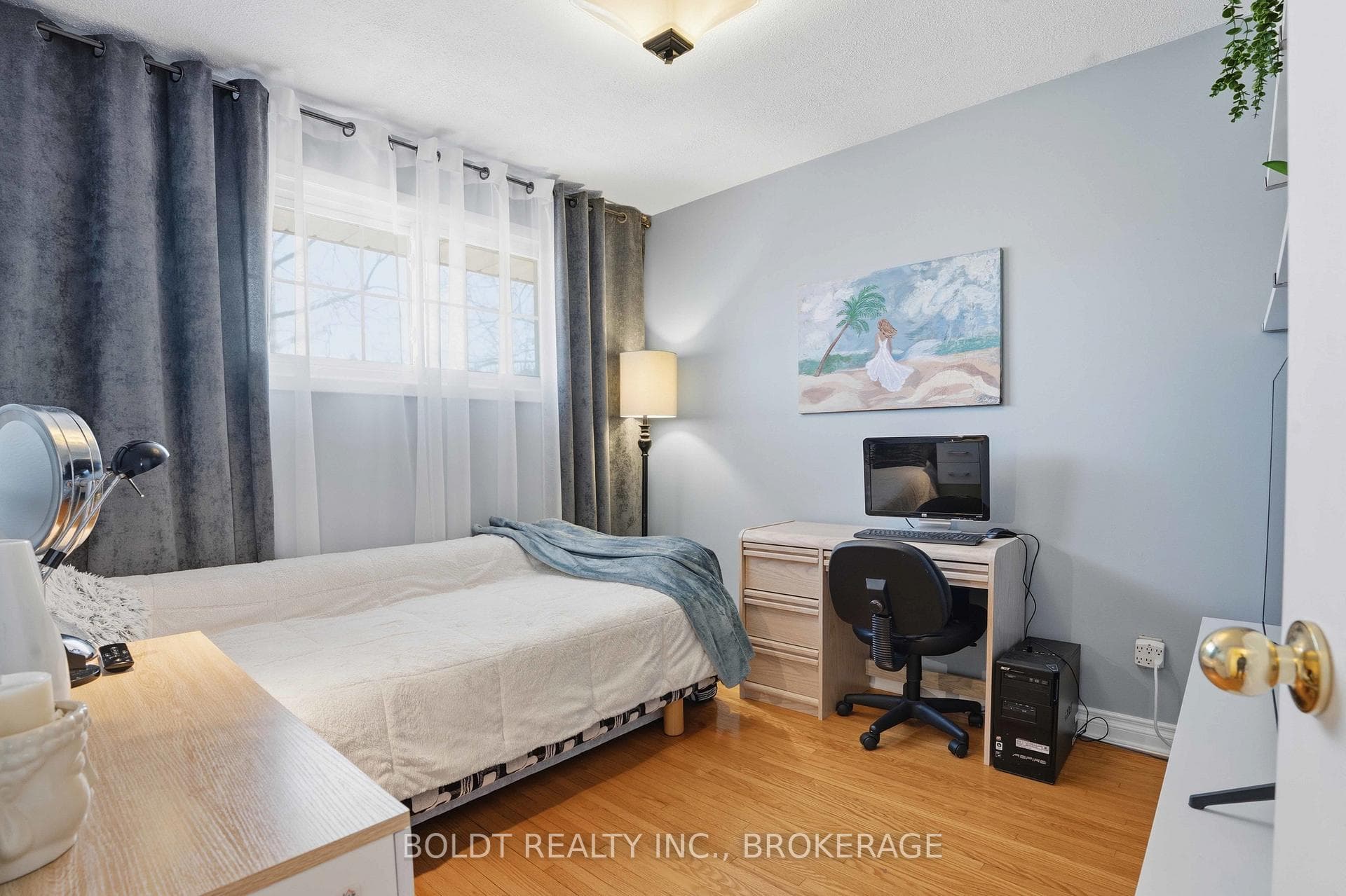 628 Vine Street photo 21