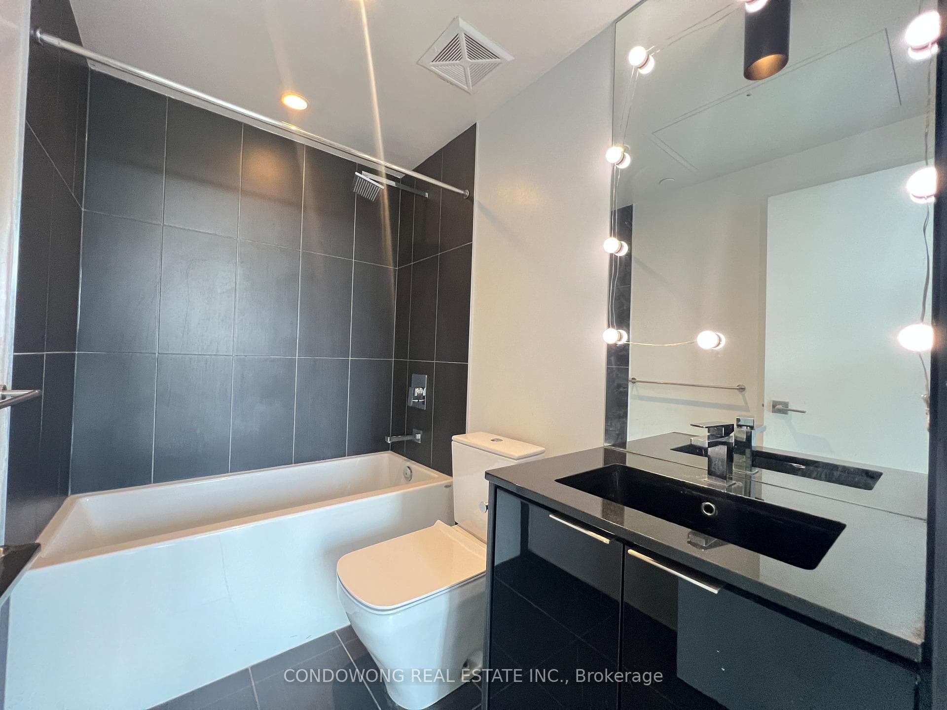 70 Temperance Street Unit 4915 photo 14