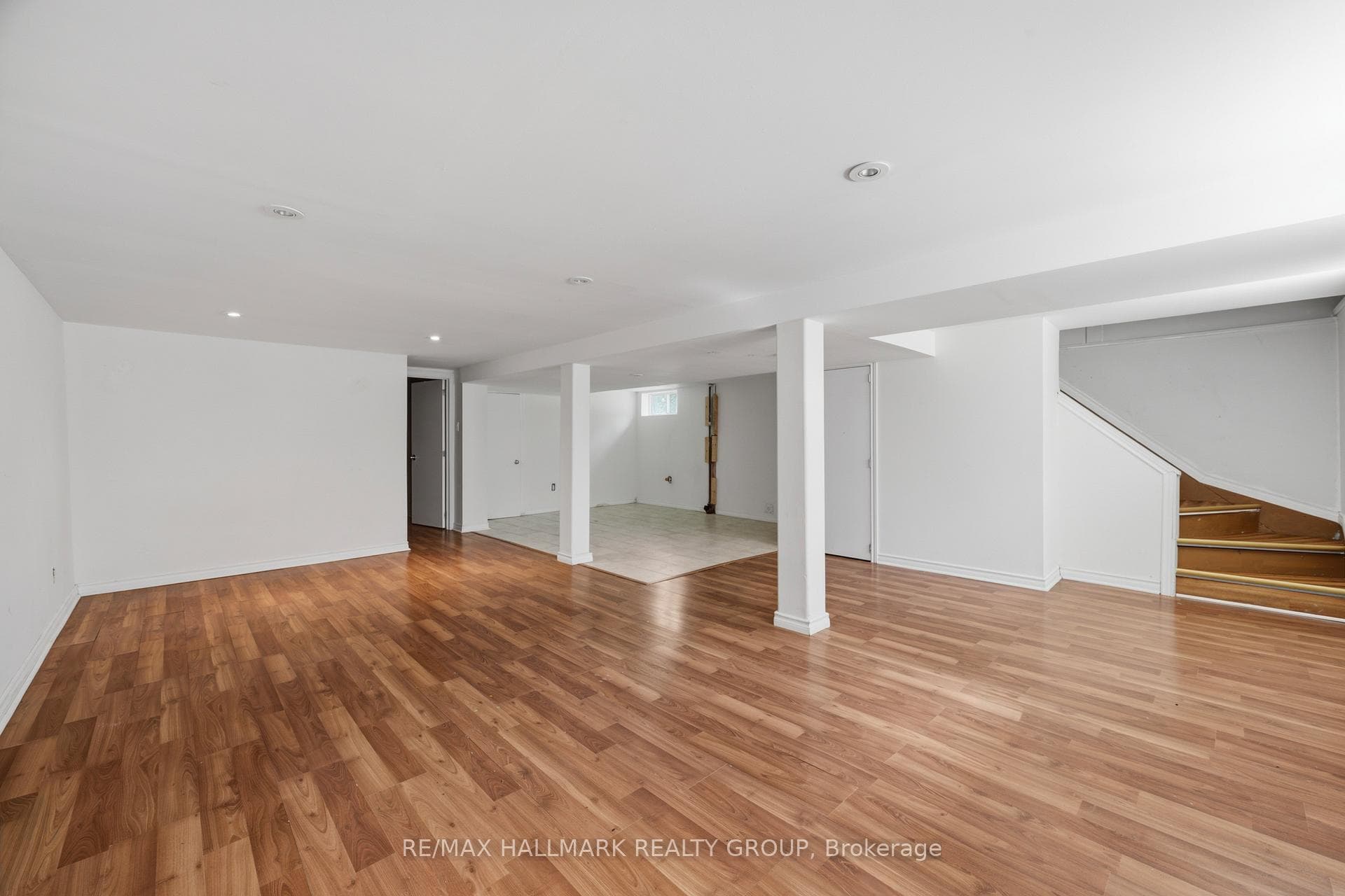 45 Hilliard Avenue photo 28