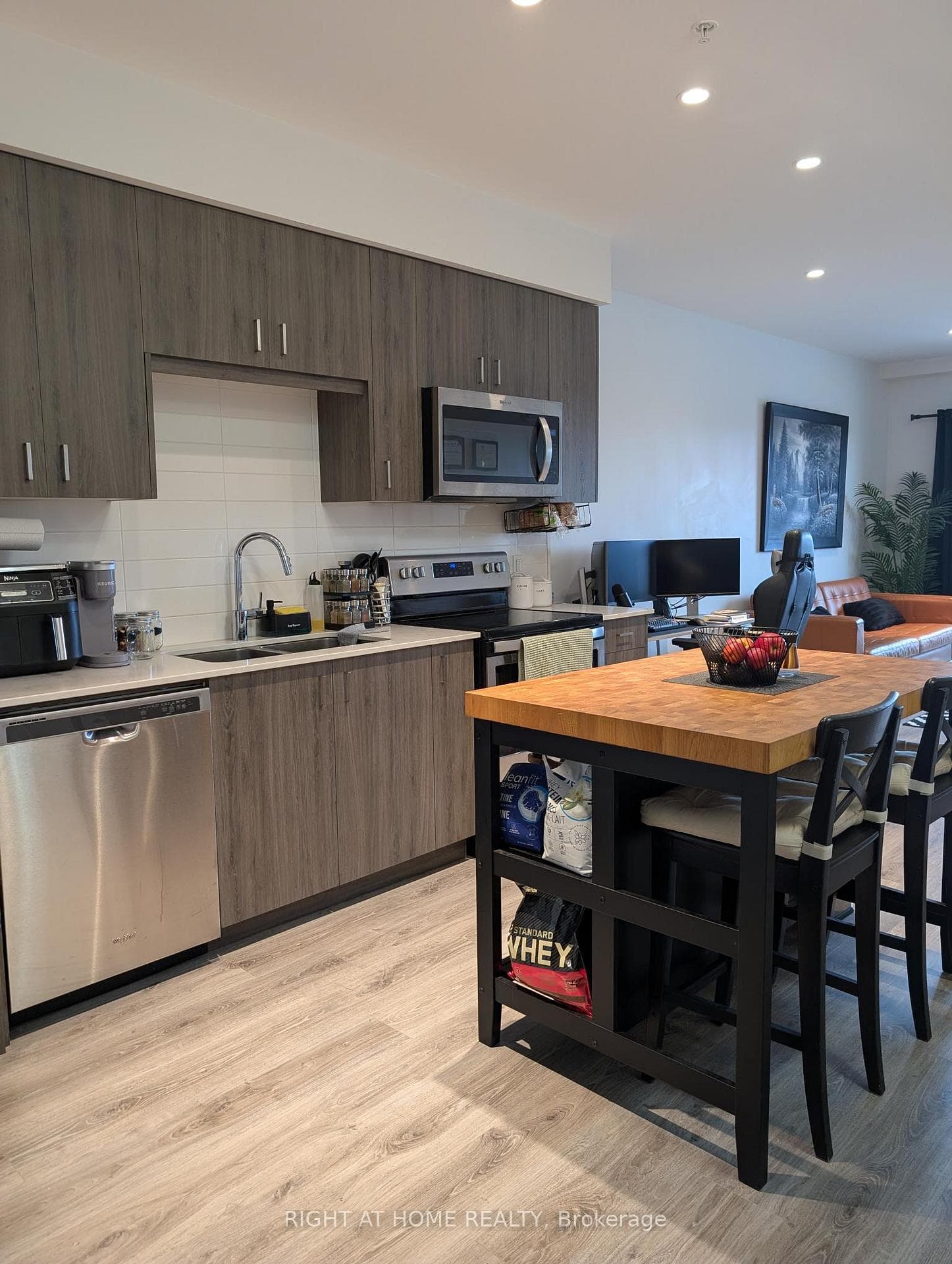 15 Glebe Street Unit 1504 photo 11