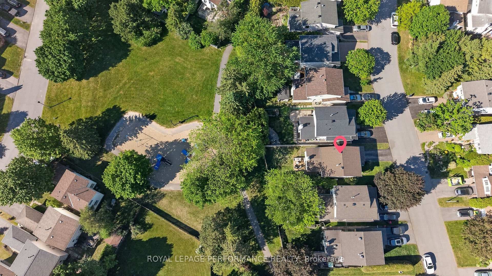 12 Barra Avenue photo 2