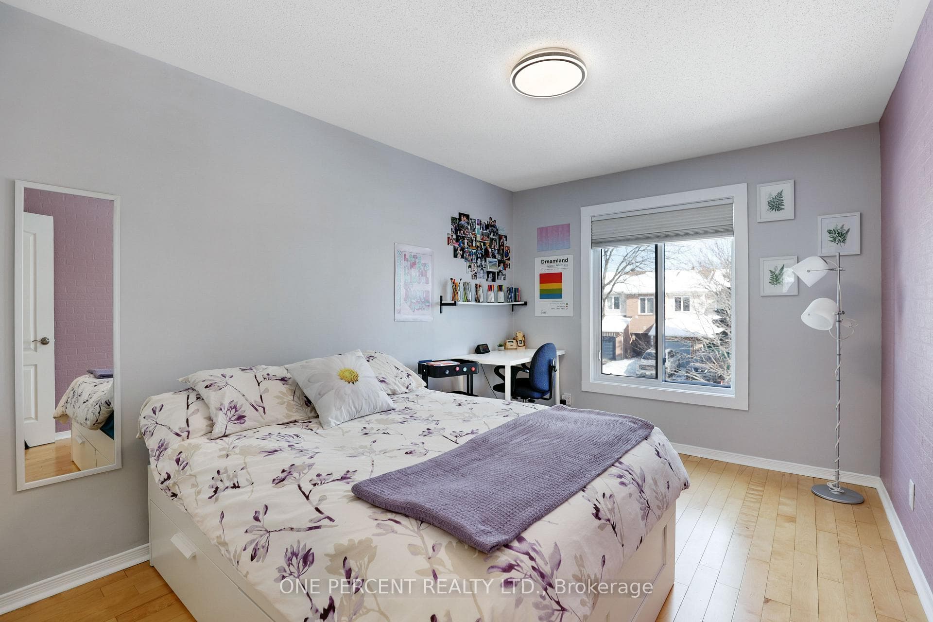 63 Sheppard's Glen Avenue photo 26