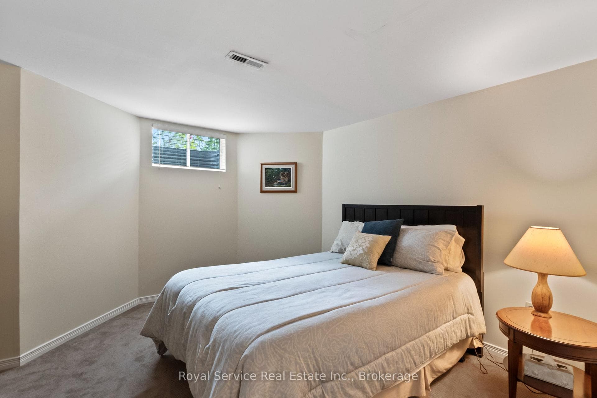 33 Russell Hill Road photo 32