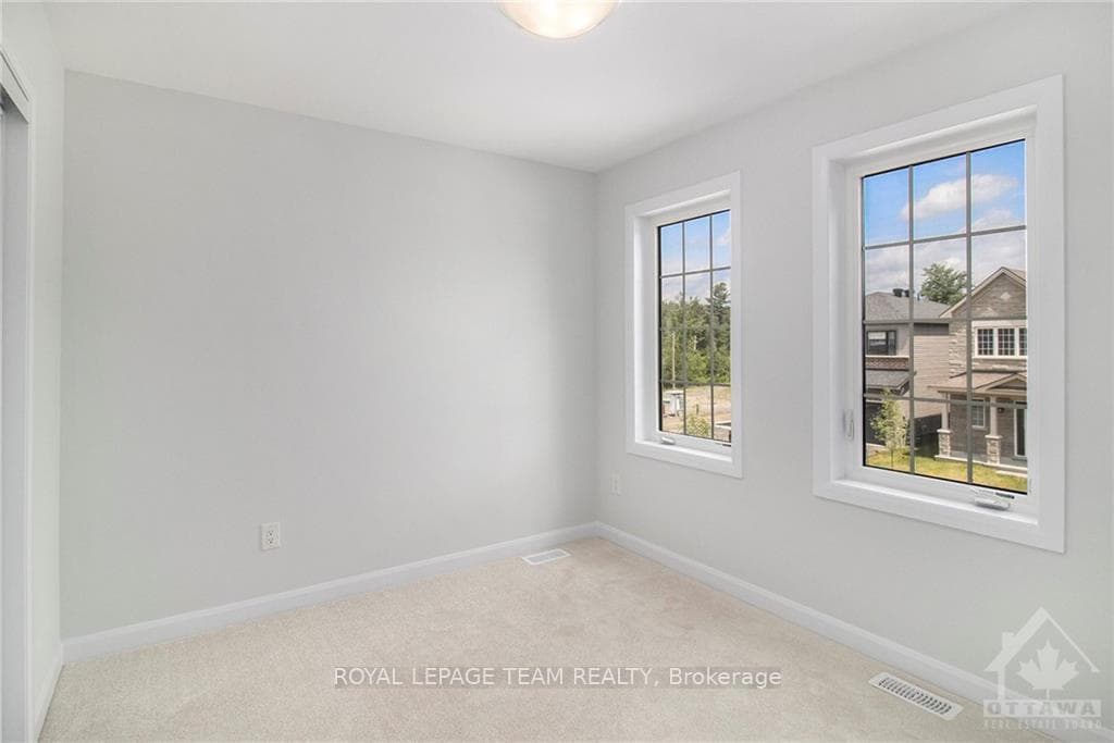 322 ELSIE MACGILL Walk photo 5