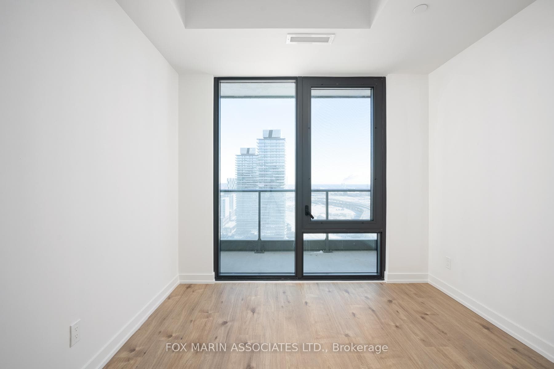 35 Parliament Street Unit 2511 photo 14