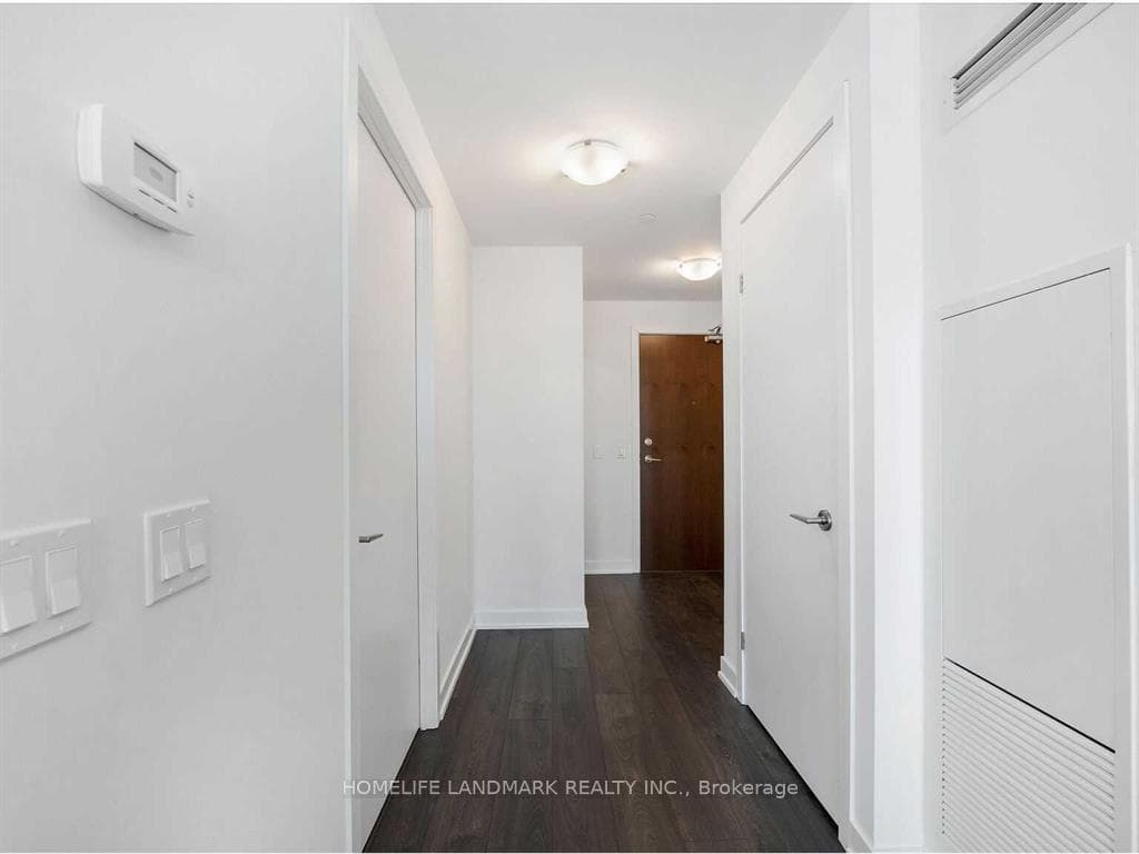 38 Iannuzzi Street Unit 1603 photo 15