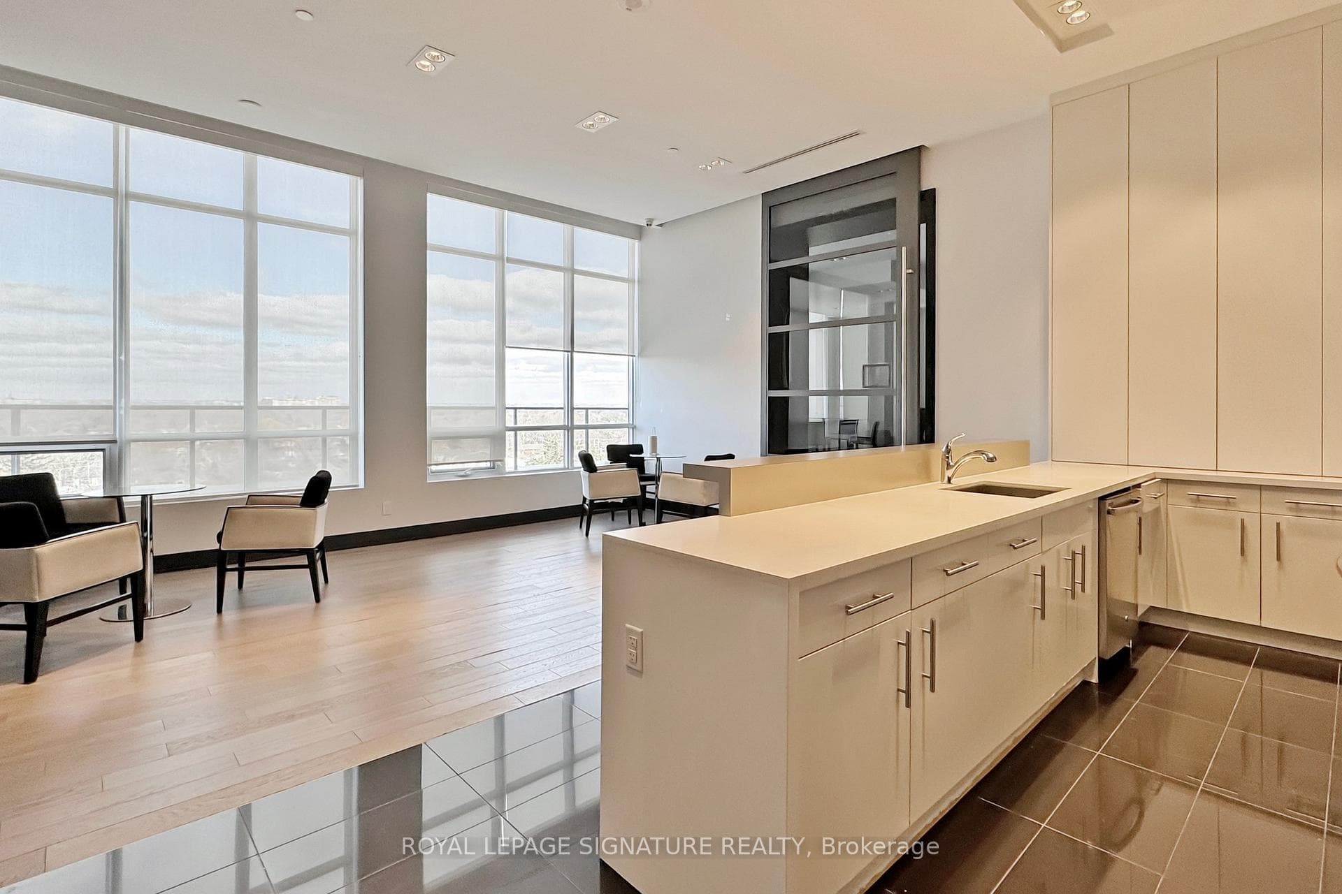 399 Spring Garden Avenue Unit 227 photo 32