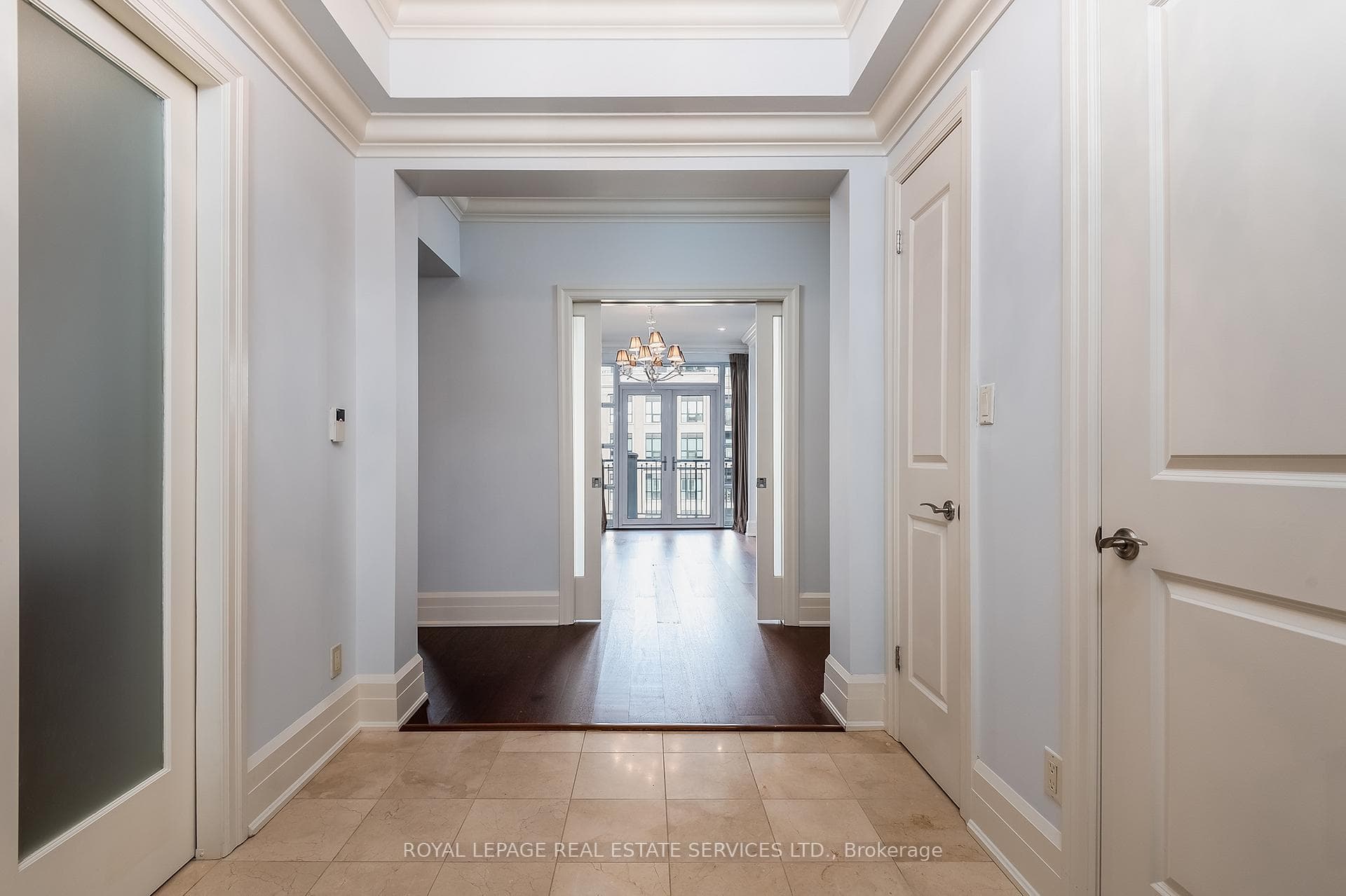 2855 Bloor Street Unit 713 photo 2