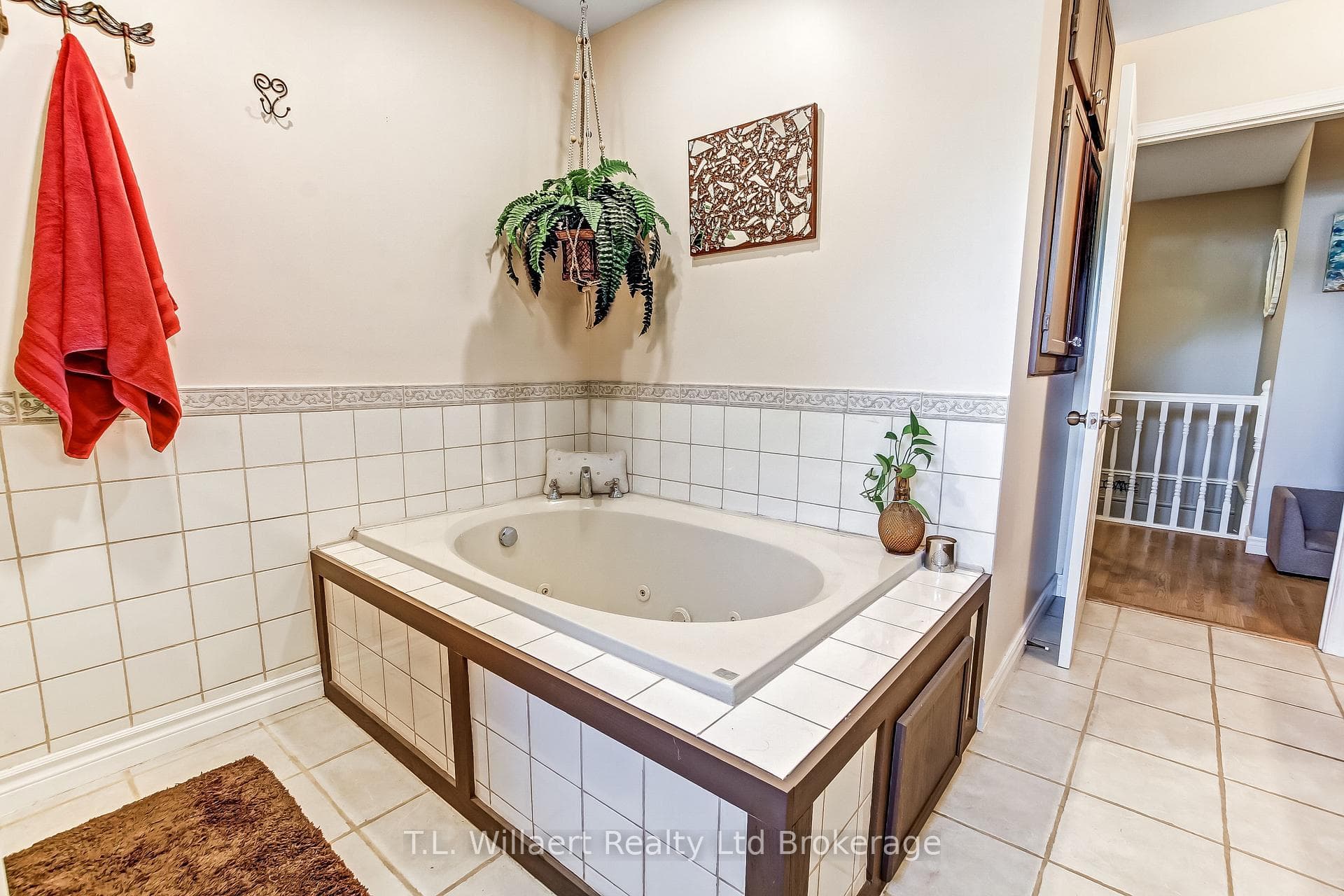 17 Potters Road photo 16