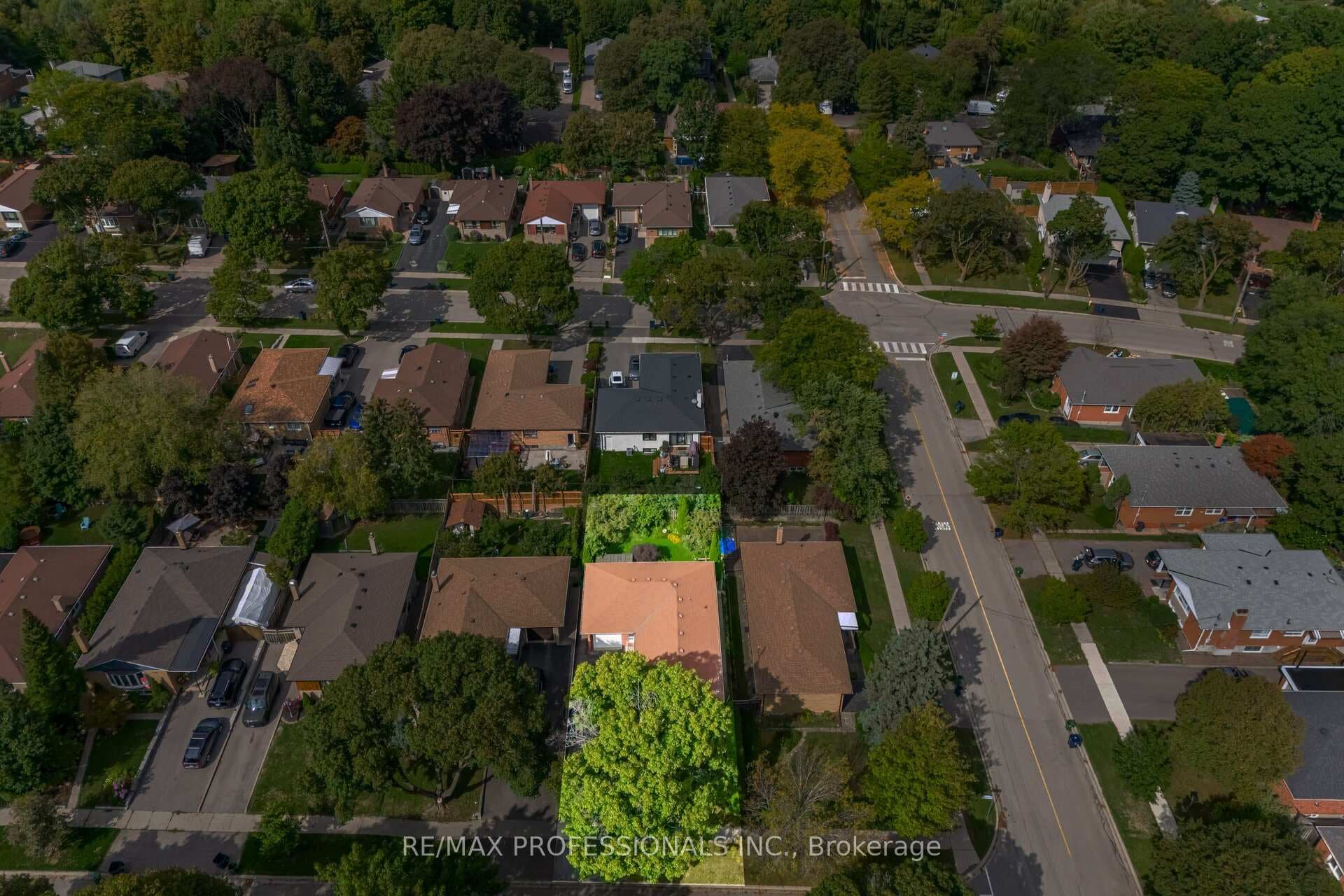 4 Lethbridge Ave