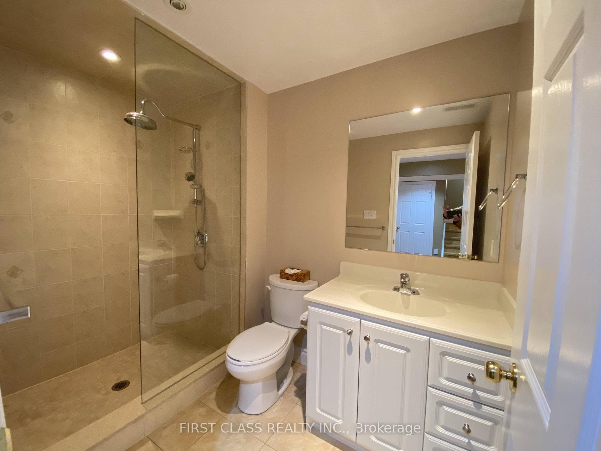 108 Snowdon Circle photo 20