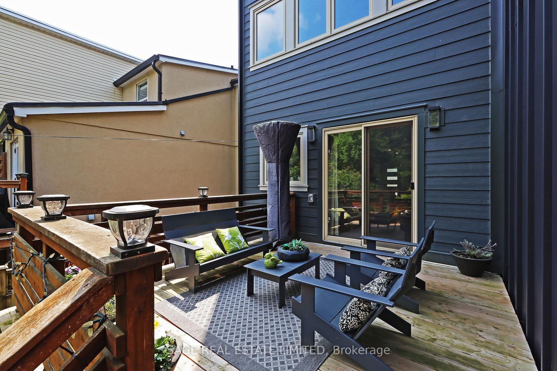 394 Keewatin Avenue photo 40