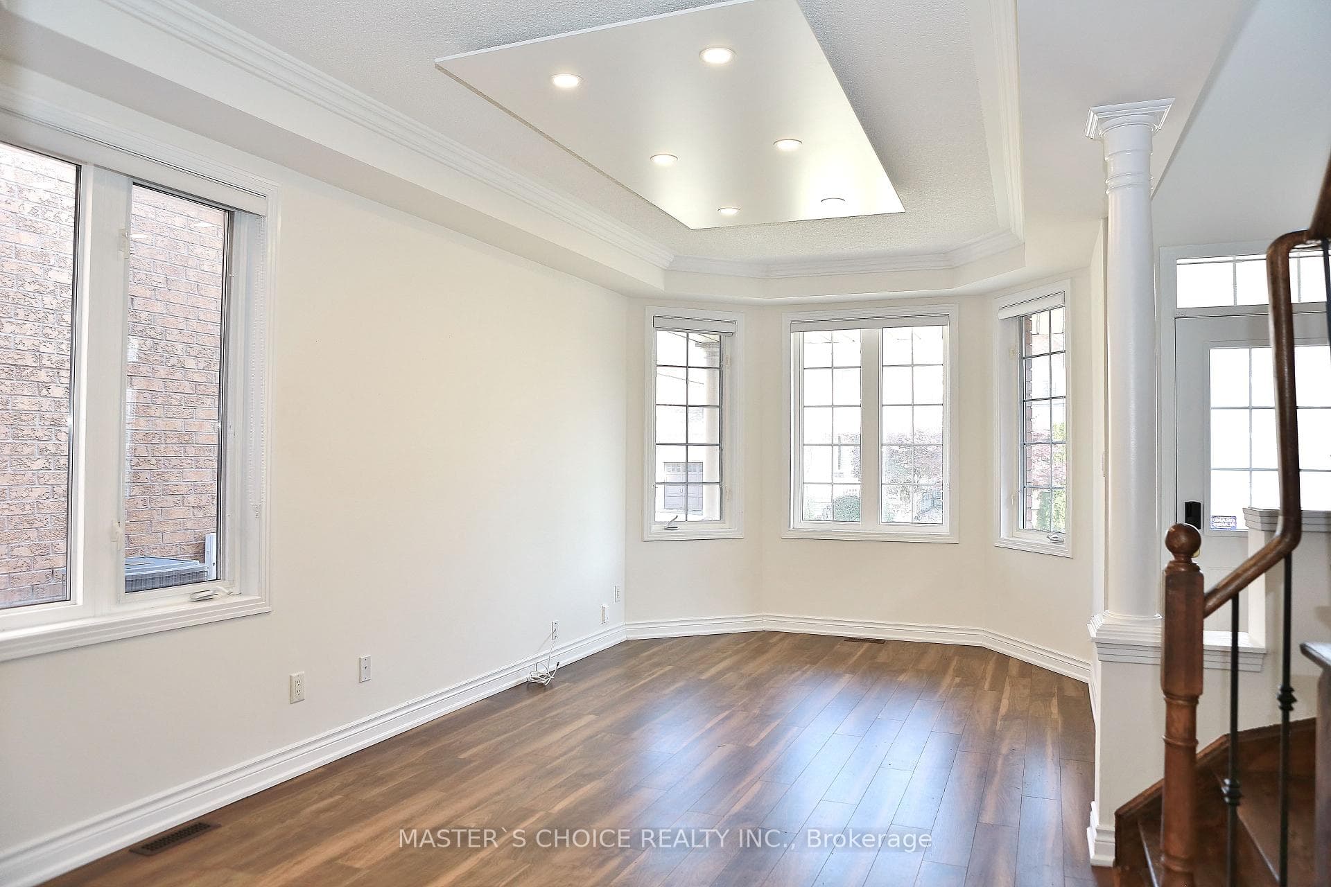 68 Oakford Drive photo 2