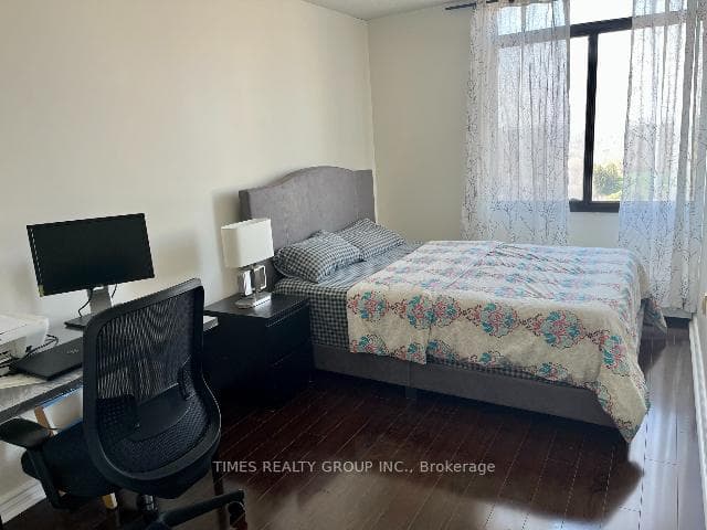 3300 Don Mills Road Unit 1503 photo 9