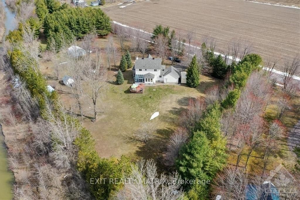 1720 GROVES Road photo 23