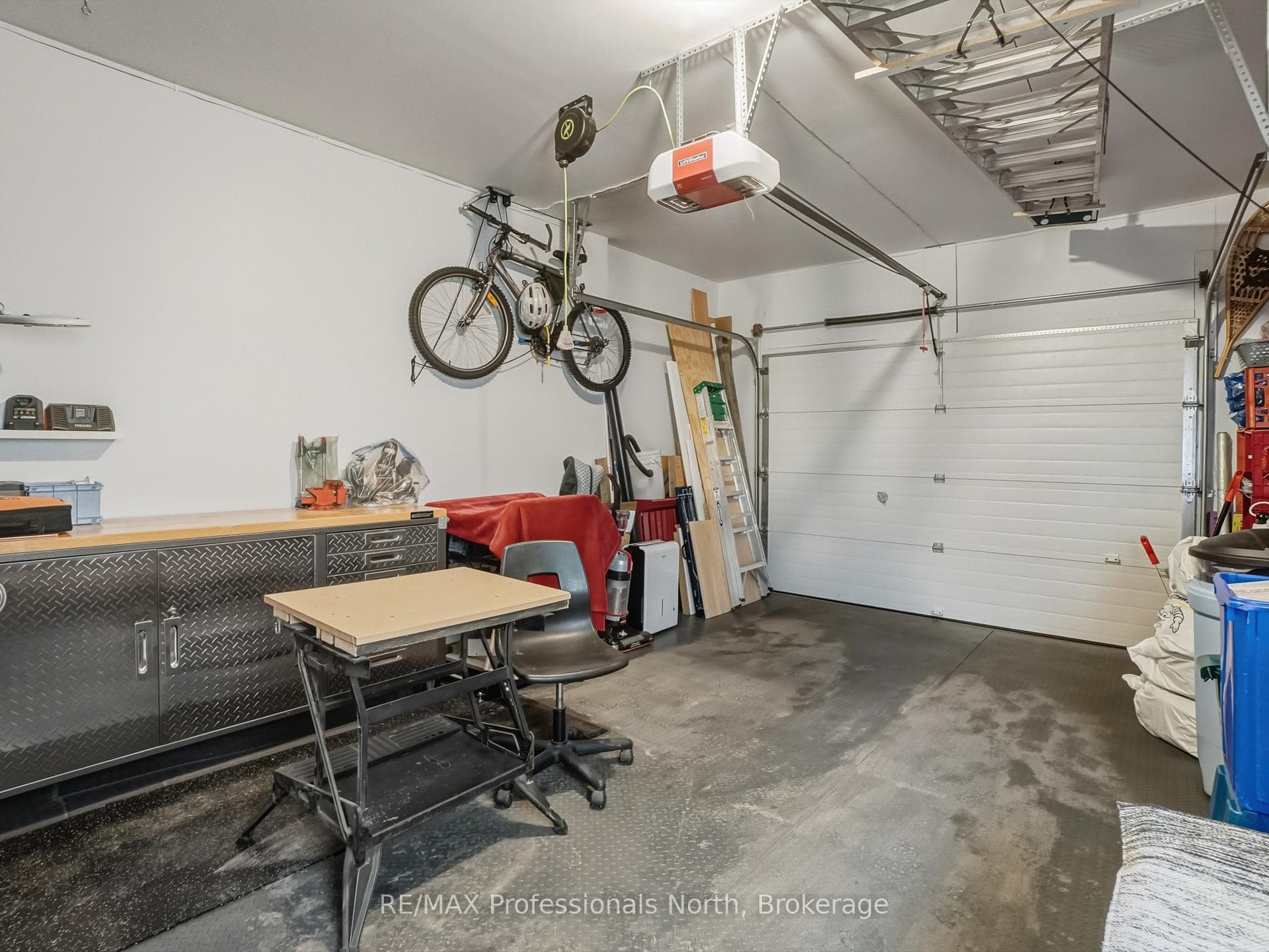 77 Ewing Street photo 19