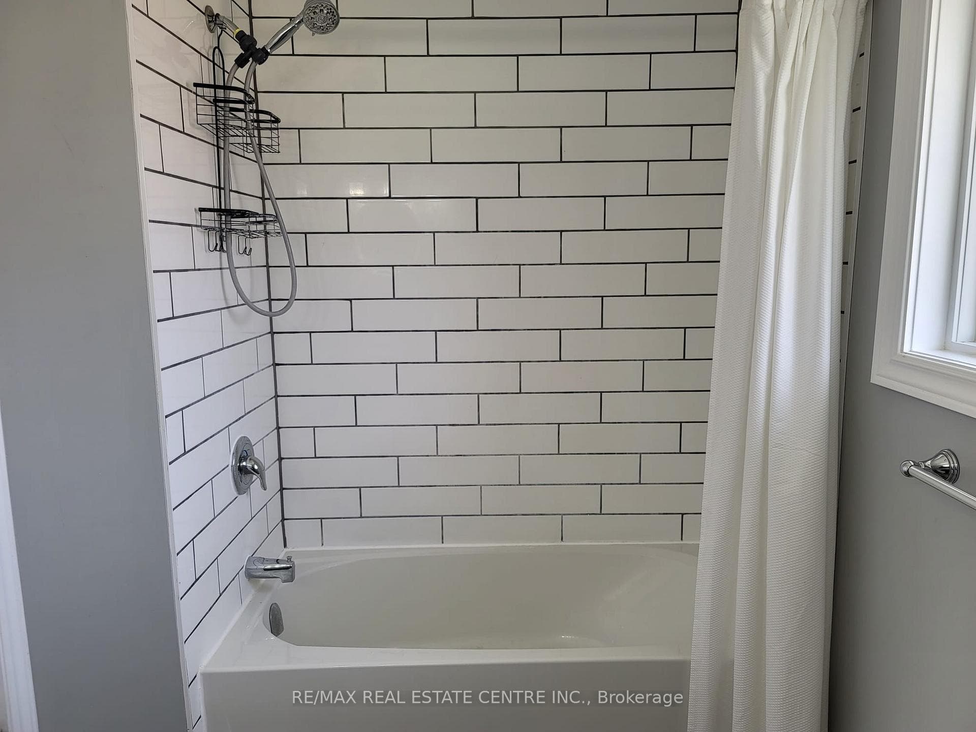 16 Linden Avenue photo 32