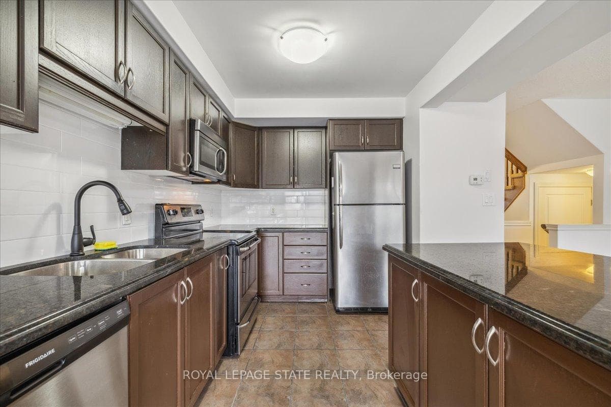 142 Edenrock Drive photo 17