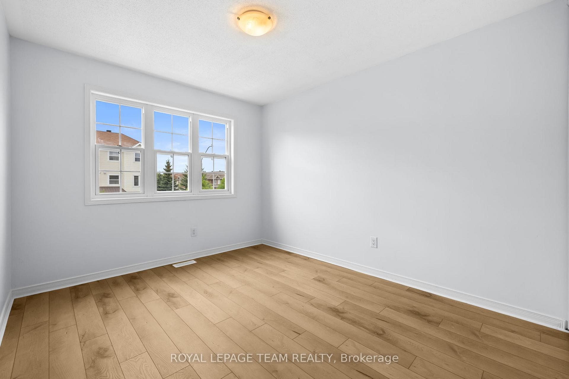 381 Moffatt Pond Court photo 24