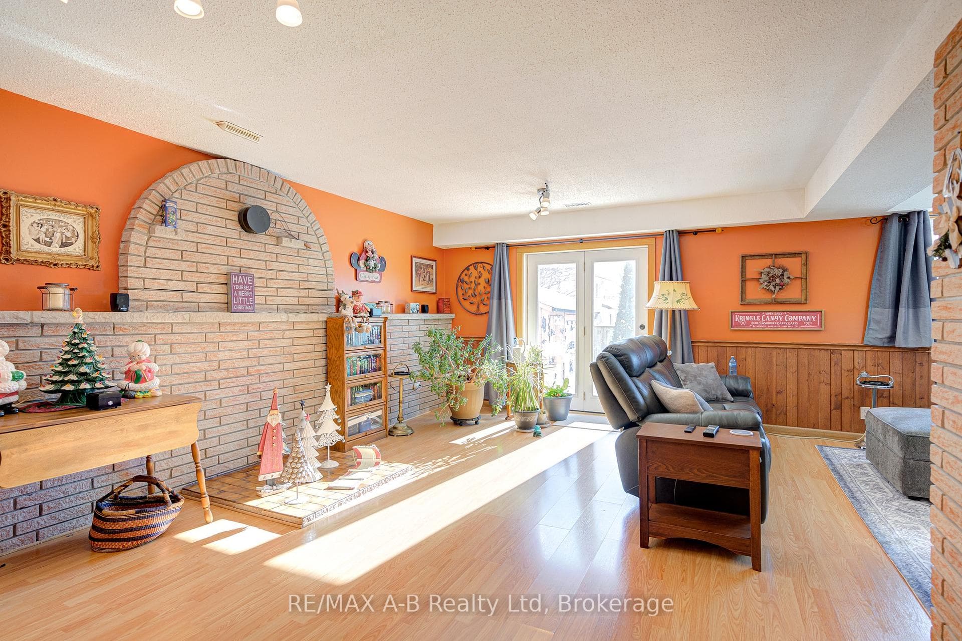 231 Whitelock Street photo 27