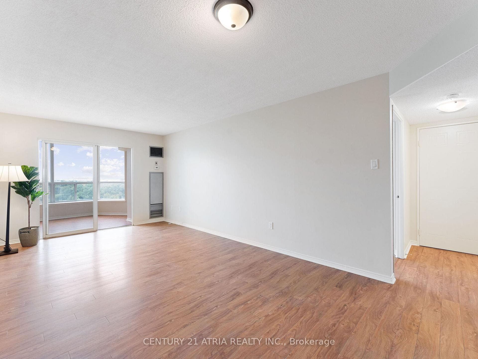 430 Mclevin Avenue Unit 1101 photo 13
