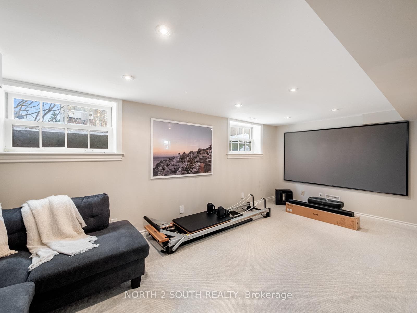 298 Douglas Avenue photo 34