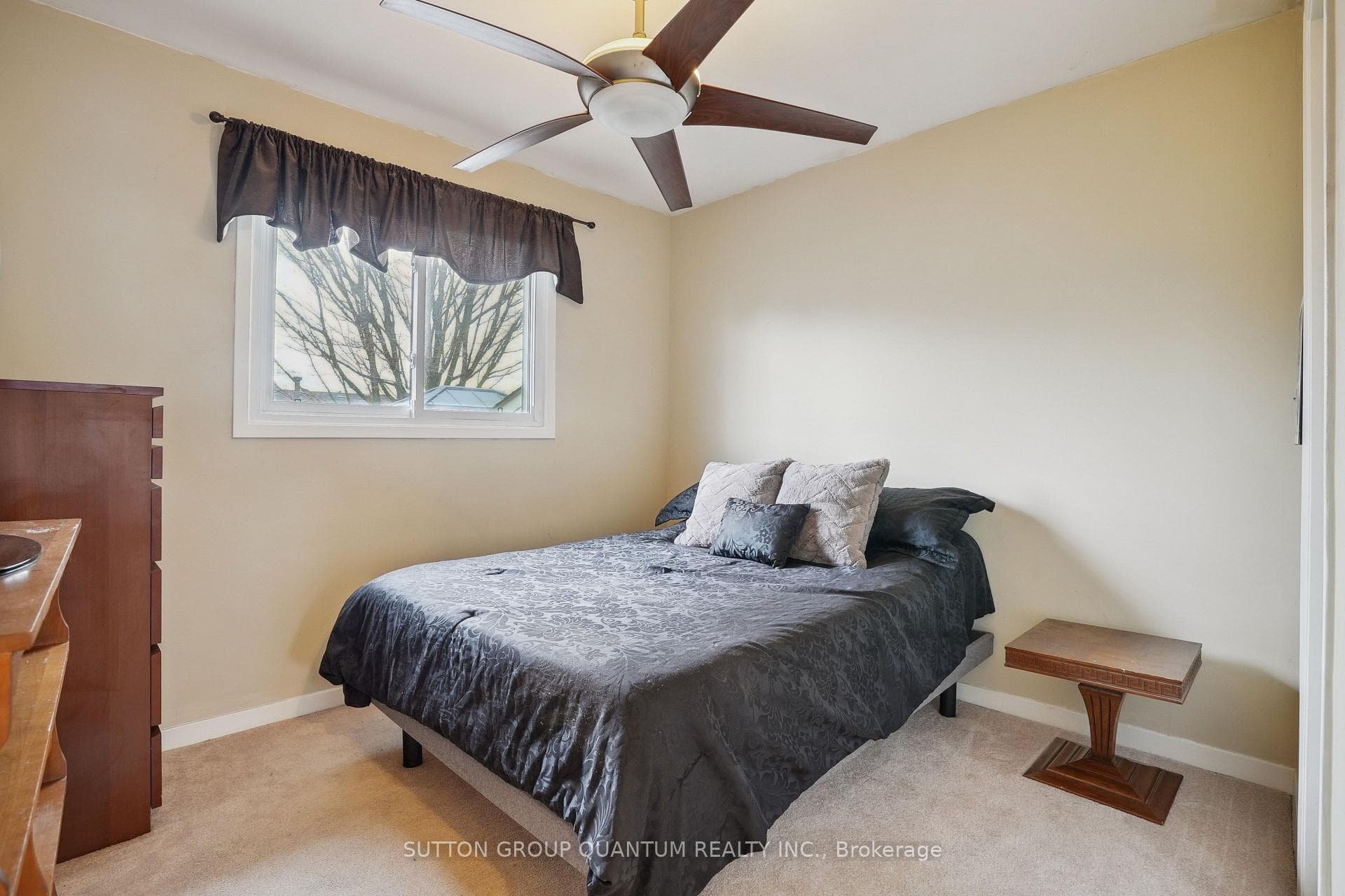 7606 Ronnie Crescent photo 22